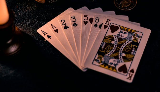 Monopoly Live wheel and board displayed on a mobile phone screen during a live dealer session